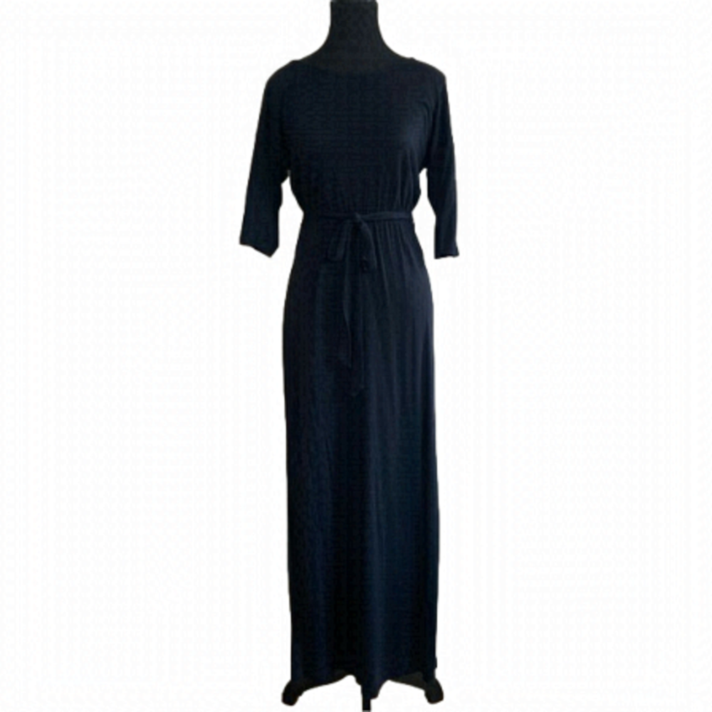 Old Navy black belted maxi dress. Size S